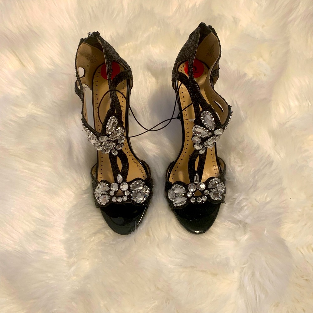 Size 6 brand new glitter and Rhinestone